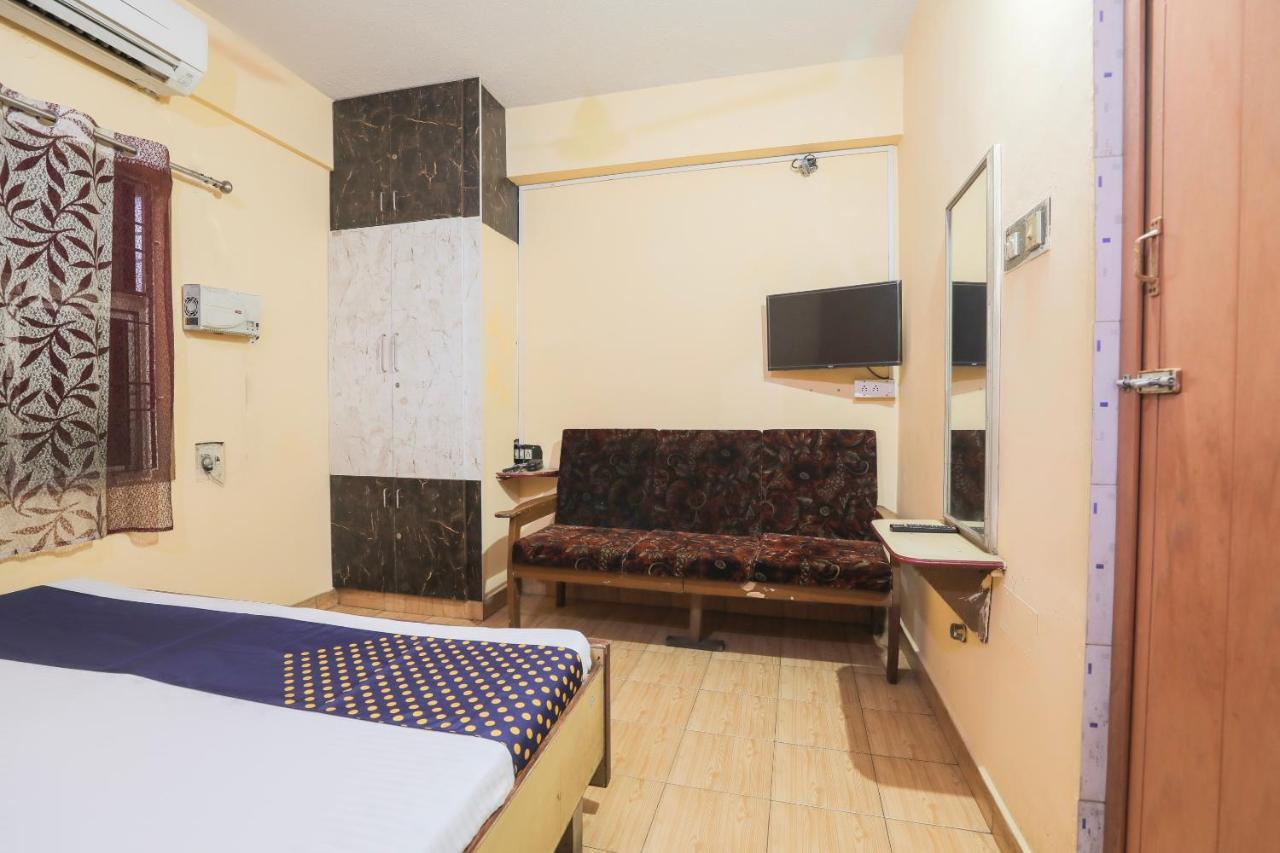 Spot On 64228 Ram Palace Hotel Chennai Exterior photo